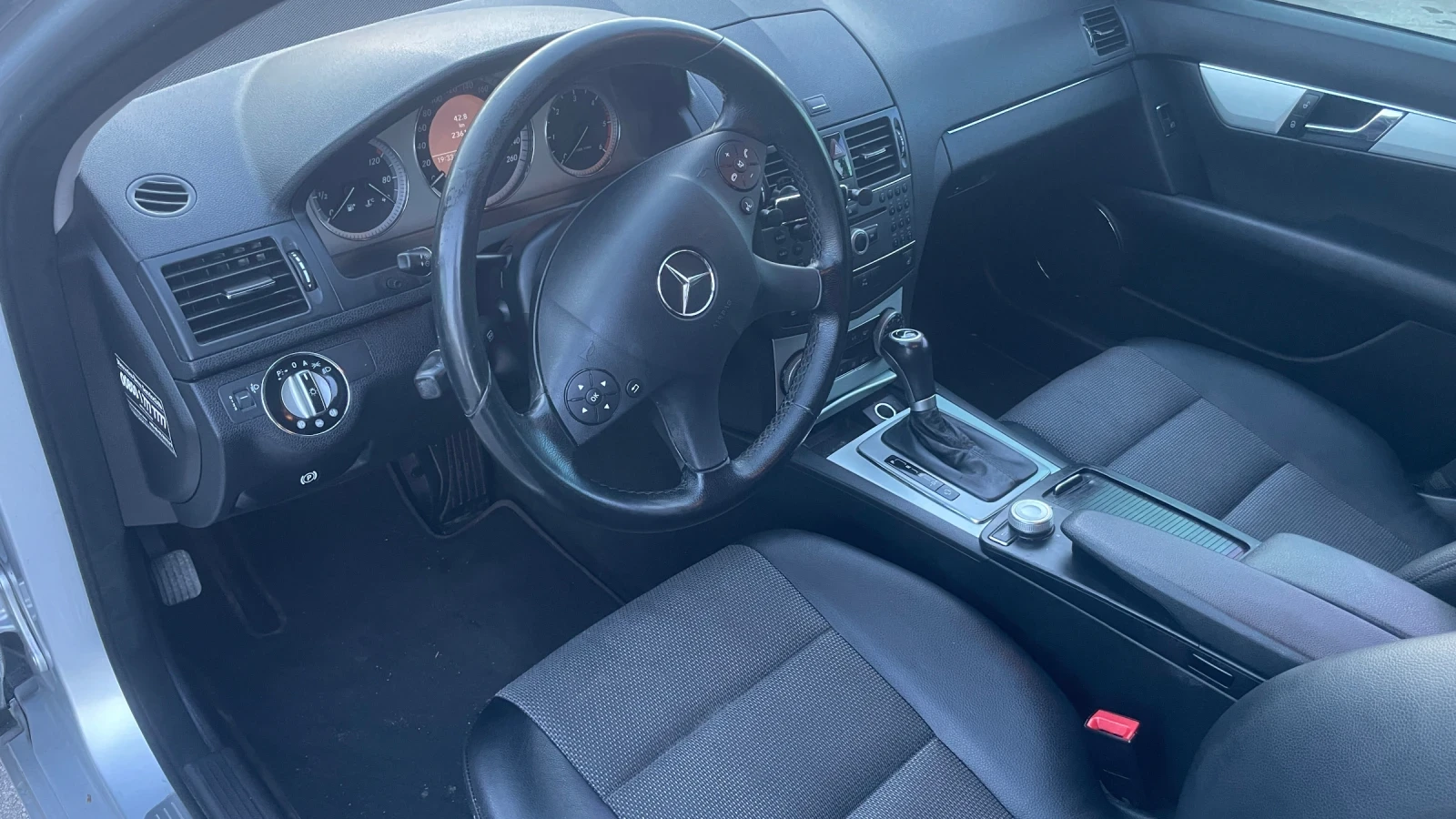 Mercedes-Benz C 200 Дизел, снимка 5 - Автомобили и джипове - 55133318
