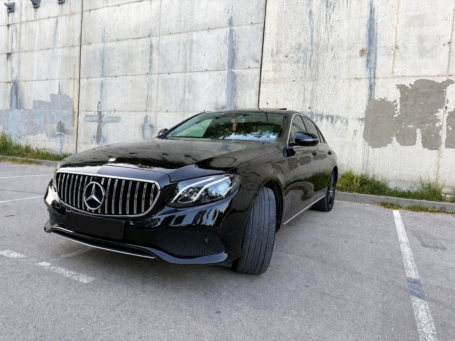 Mercedes-Benz E 220 W213
