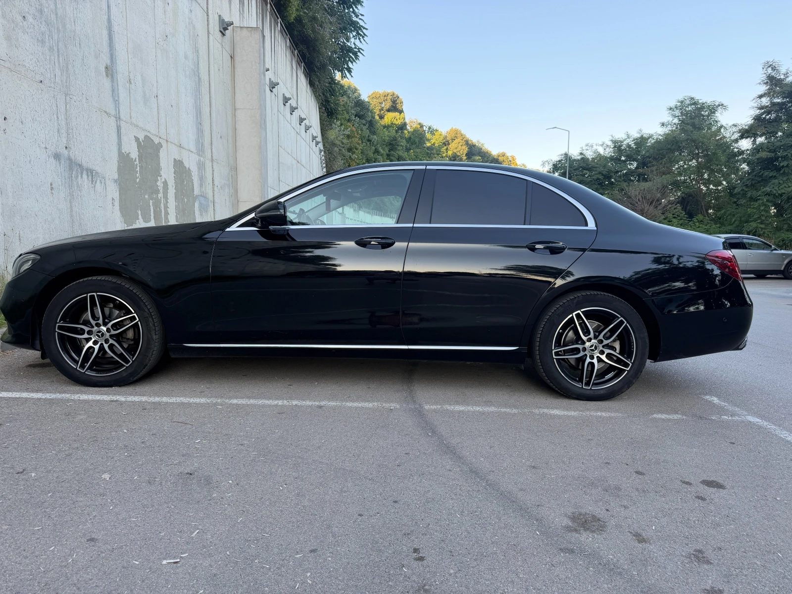 Mercedes-Benz E 220 W213, снимка 3 - Автомобили и джипове - 55503027