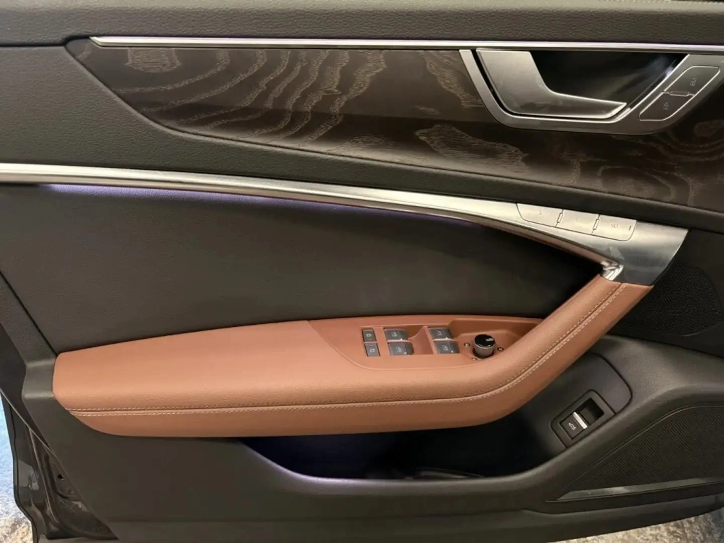 Audi A6 TECHNIK B&O ЦЕНА ДО БЪЛГАРИЯ АВТОКРЕДИТ, снимка 13 - Автомобили и джипове - 55645544