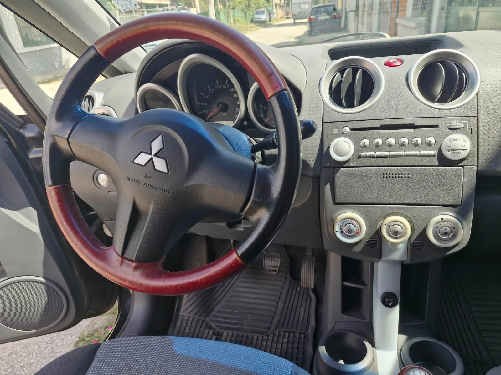 Mitsubishi Colt, снимка 7 - Автомобили и джипове - 55956283