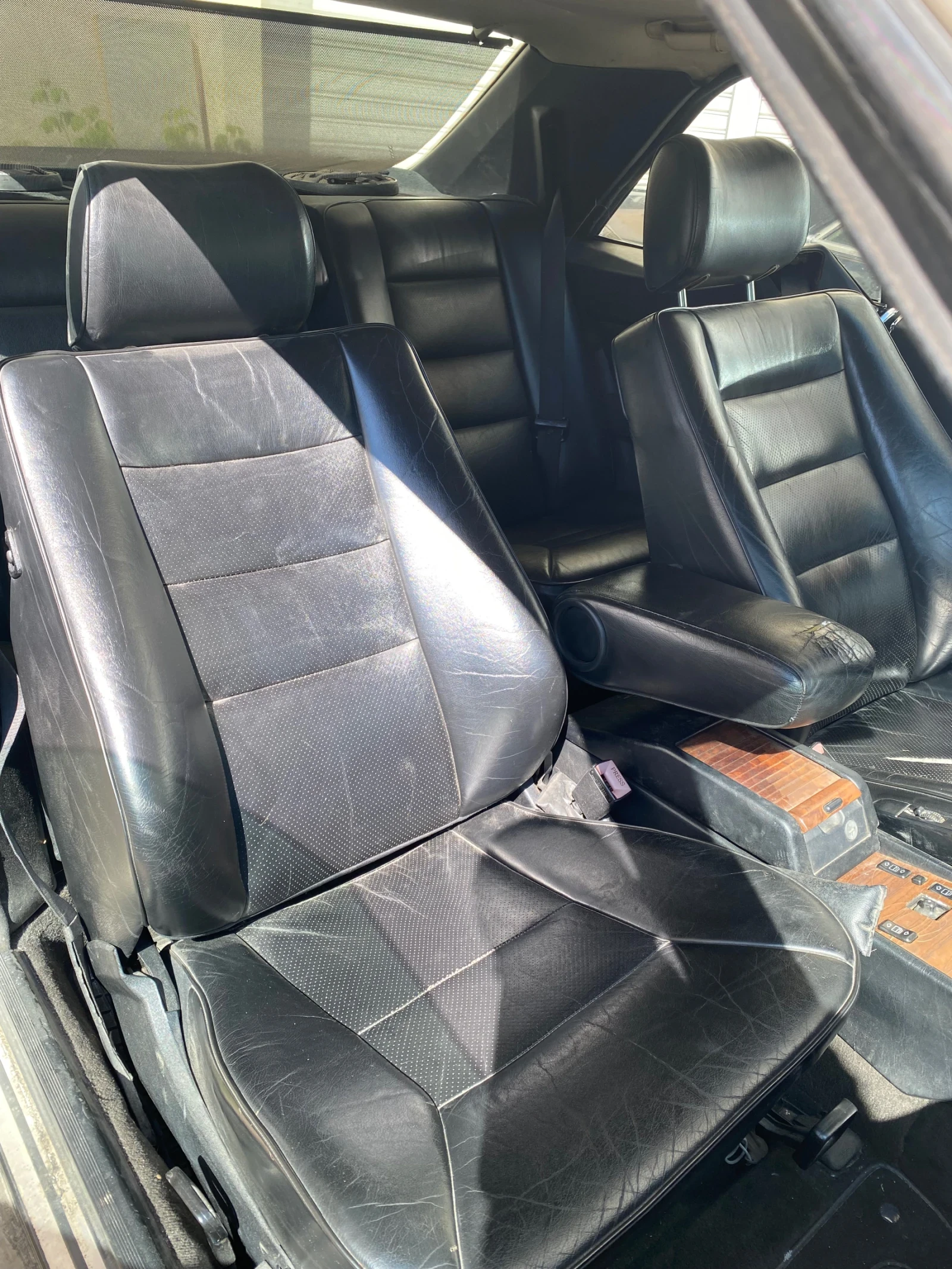 Mercedes-Benz 124 2.3, снимка 8 - Автомобили и джипове - 55947716