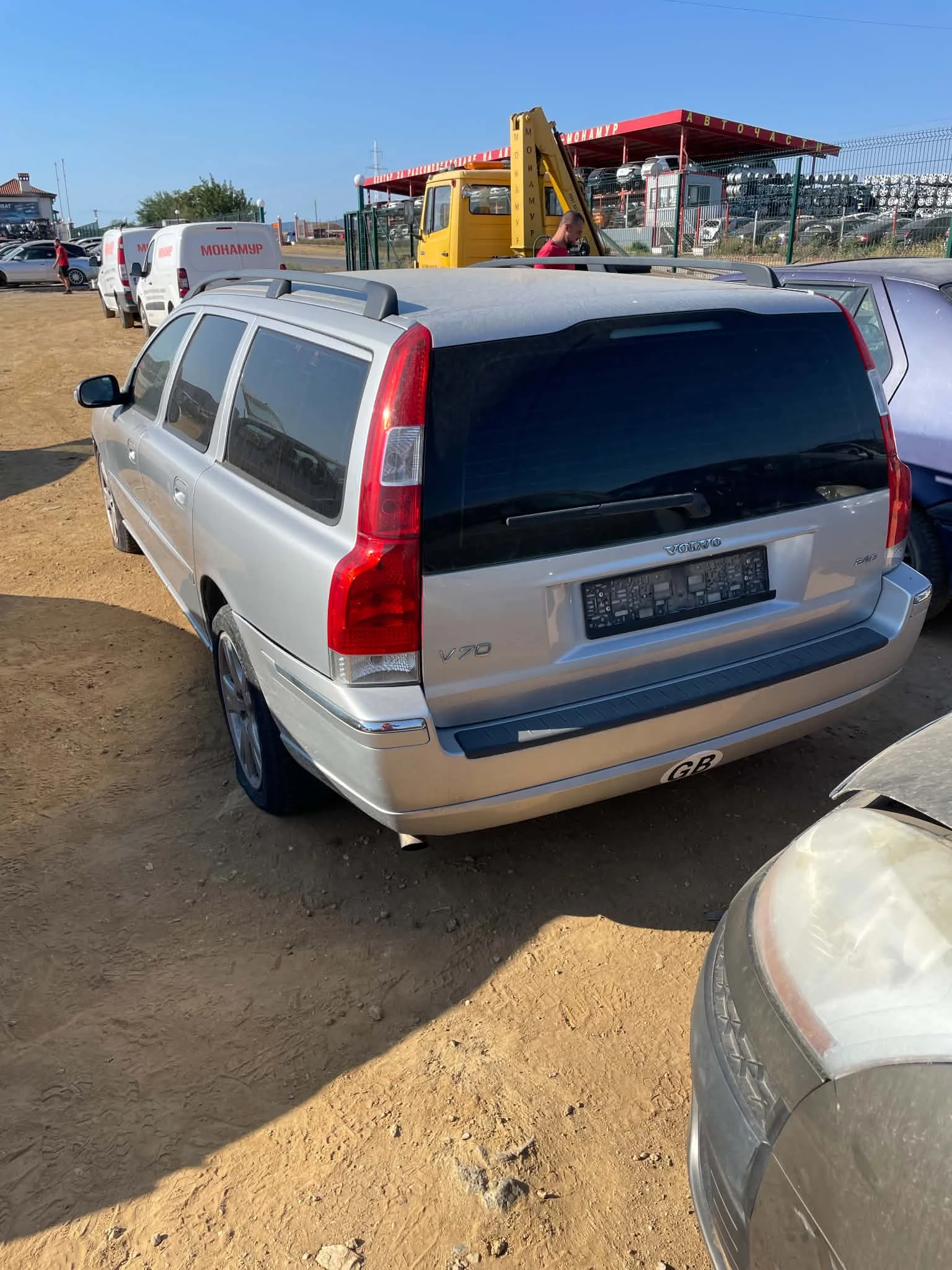 Volvo V70, снимка 2 - Автомобили и джипове - 56016470