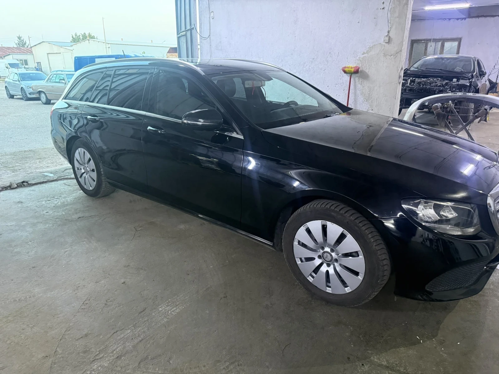 Mercedes-Benz E 200 9 Tronic  | Mobile.bg � ����������� 3
