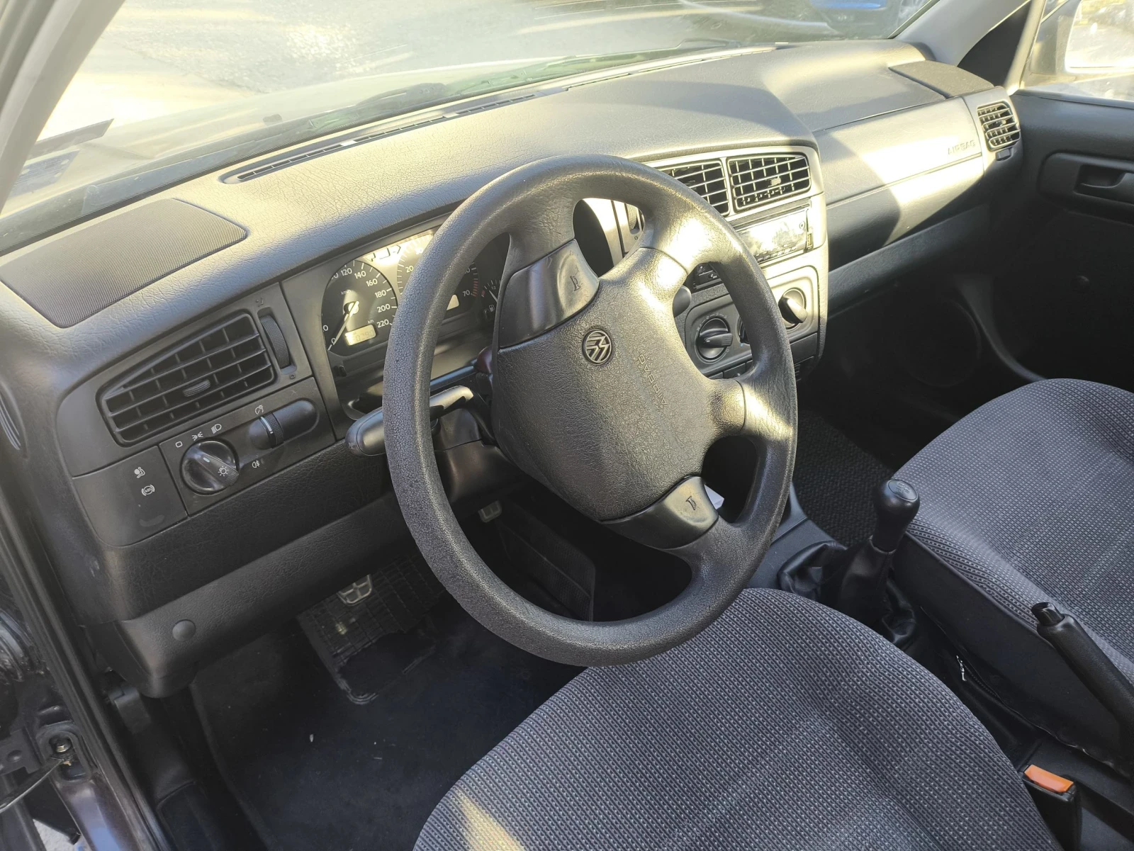 VW Golf GOLF 3, снимка 11 - Автомобили и джипове - 56641841