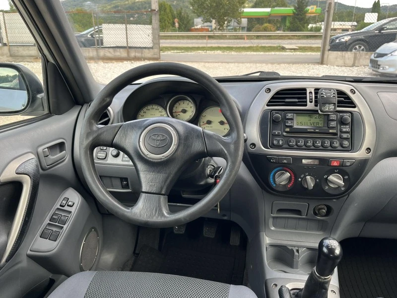 Toyota Rav4 2.0i 150кс 4х4 КЛИМАТИК , снимка 12 - Автомобили и джипове - 42115057