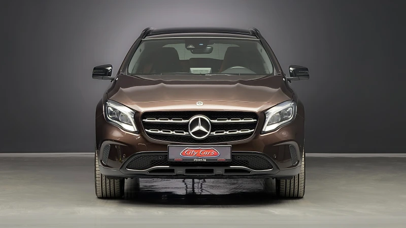 Mercedes-Benz GLA 220 CDI-4MATIC-170kc-LED-Navi-Памет-Кожа-Панорама, снимка 1 - Автомобили и джипове - 47971886