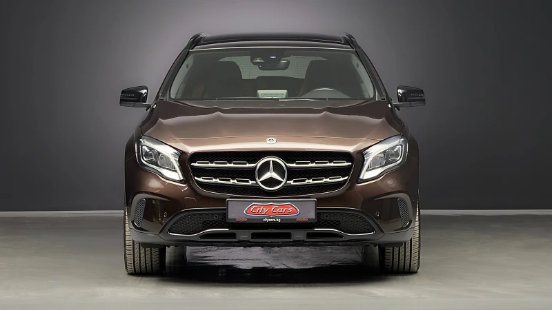 Mercedes-Benz GLA 220 CDI-4MATIC-170kc-LED-Navi-Памет-Кожа-Панорама, снимка 1 - Автомобили и джипове - 47971886