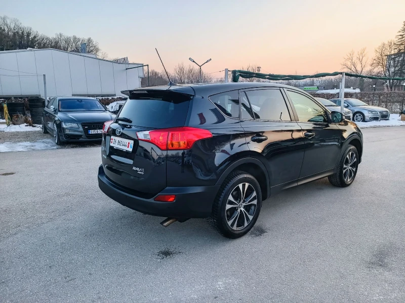 Toyota Rav4 2.0i-152кс-ШВЕЙЦАРИЯ-РЪЧКА-4Х4-6ск-NAVI-Keyless, снимка 3 - Автомобили и джипове - 49249861