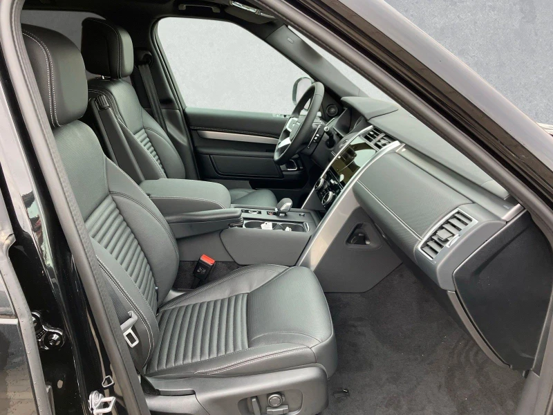 Land Rover Discovery D250 AWD R-DYNAMIC SE 7-МЕСТЕН, снимка 8 - Автомобили и джипове - 51509105