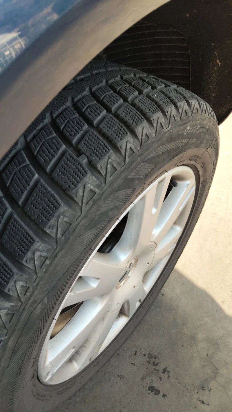 VW Touareg, снимка 5 - Автомобили и джипове - 51299666