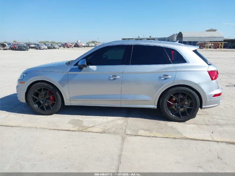 Audi SQ5 3.0T* VIRTUAL* ПОДГРЕВ* PANO* КАМЕРА, снимка 14 - Автомобили и джипове - 52910609