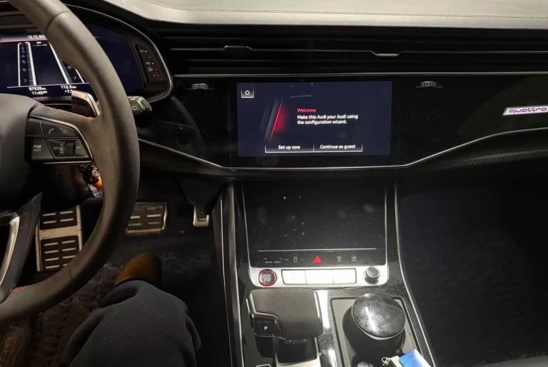 Audi RSQ8 * 4.0 TFSI quattro * CARFAX * БЕЗ ПЪРВОНАЧАЛНА ВНО, снимка 9 - Автомобили и джипове - 53091711