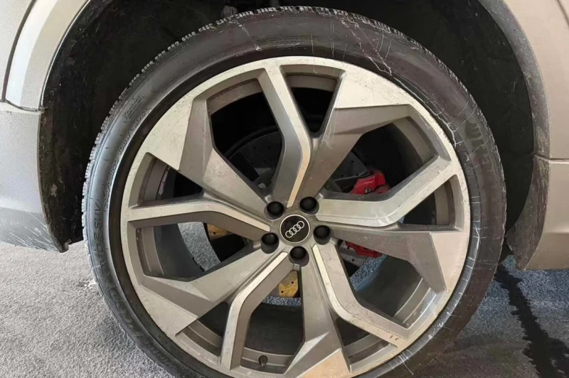 Audi RSQ8 * 4.0 TFSI quattro * CARFAX * БЕЗ ПЪРВОНАЧАЛНА ВНО, снимка 7 - Автомобили и джипове - 53091711