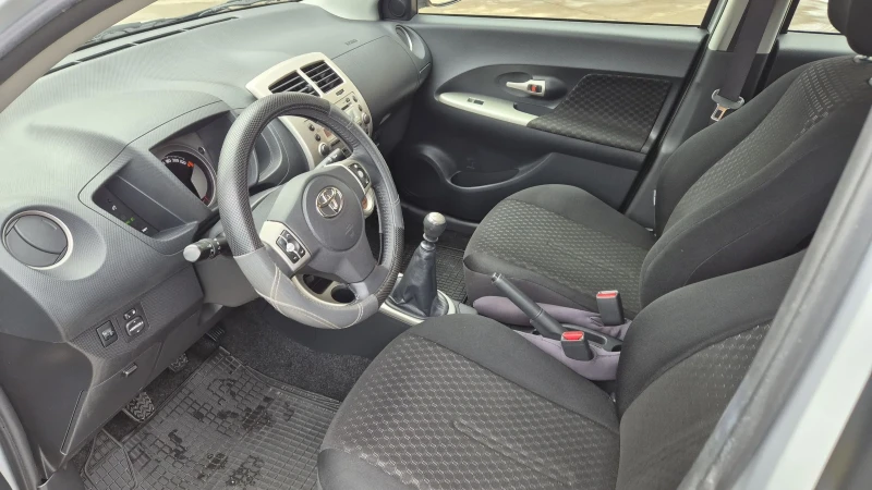 Toyota Urban Cruiser 1.4D4D 90K.С* 4х4* ТОП, снимка 16 - Автомобили и джипове - 53458808