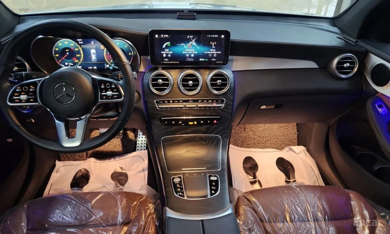 Mercedes-Benz GLC 220, снимка 7 - Автомобили и джипове - 53525422