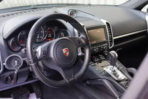 Porsche Cayenne 3.0 DIESEL * * CARFAX * * АВТО КРЕДИТ * *  - изображение 6