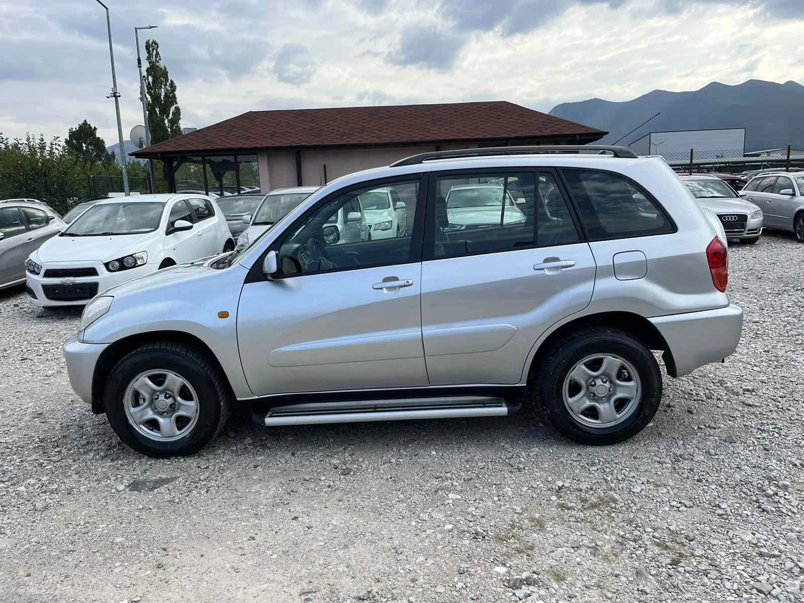 Toyota Rav4 2.0i 150кс 4х4 КЛИМАТИК  - изображение 6