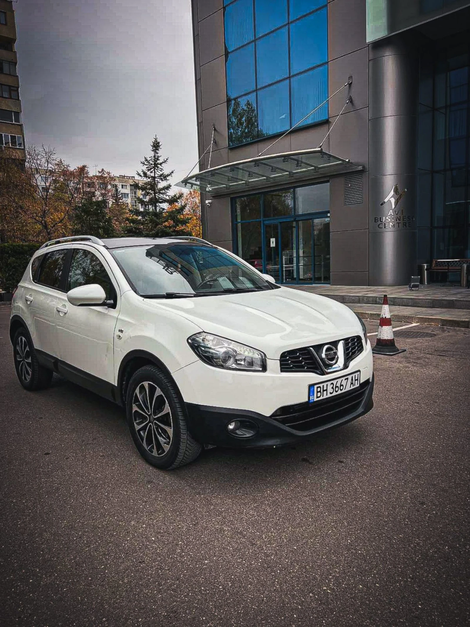 Nissan Qashqai 2.0 DCI - изображение 4