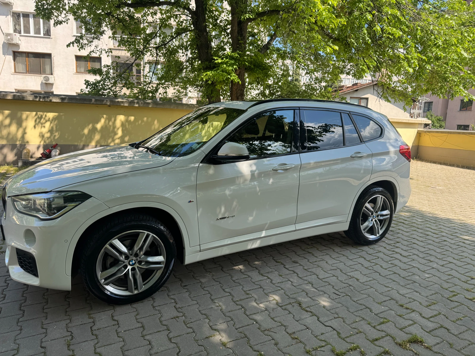 BMW X1 XDRIVE18D - изображение 2