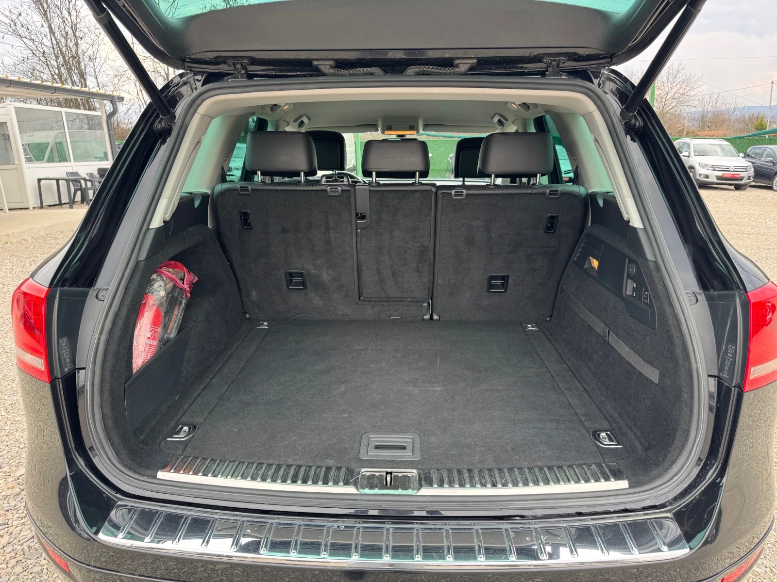 VW Touareg 4.2 TDI , снимка 14 - Автомобили и джипове - 53977914