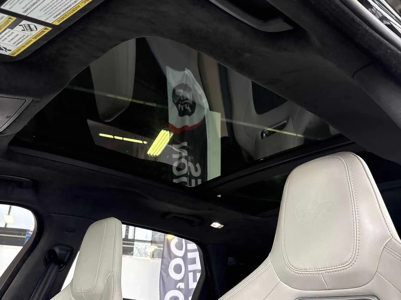 Jaguar F-PACE SVR  CARFAX, снимка 11 - Автомобили и джипове - 54000263