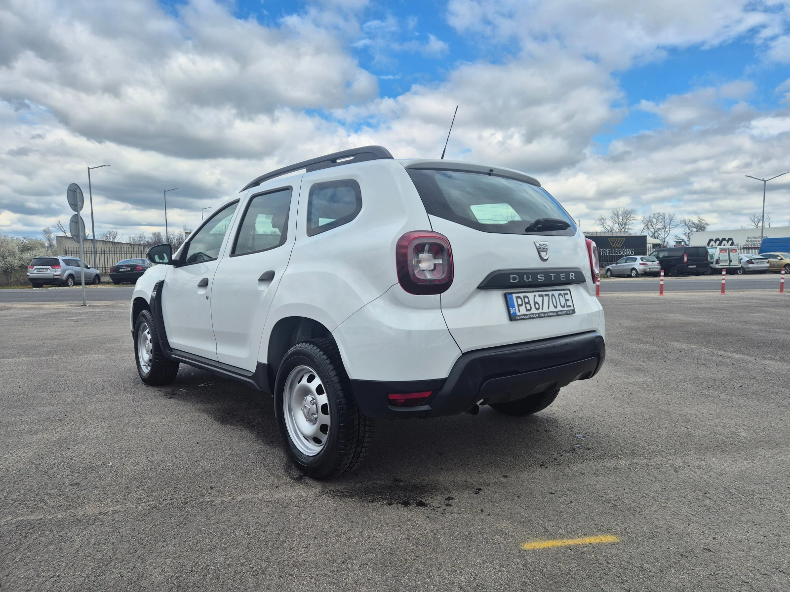 Dacia Duster N 1 4x4 1.5 M/T, снимка 3 - Автомобили и джипове - 54006365