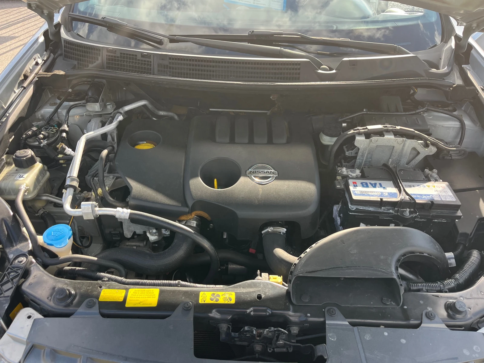 Nissan Qashqai 1.5 DCI, снимка 13 - Автомобили и джипове - 54151500