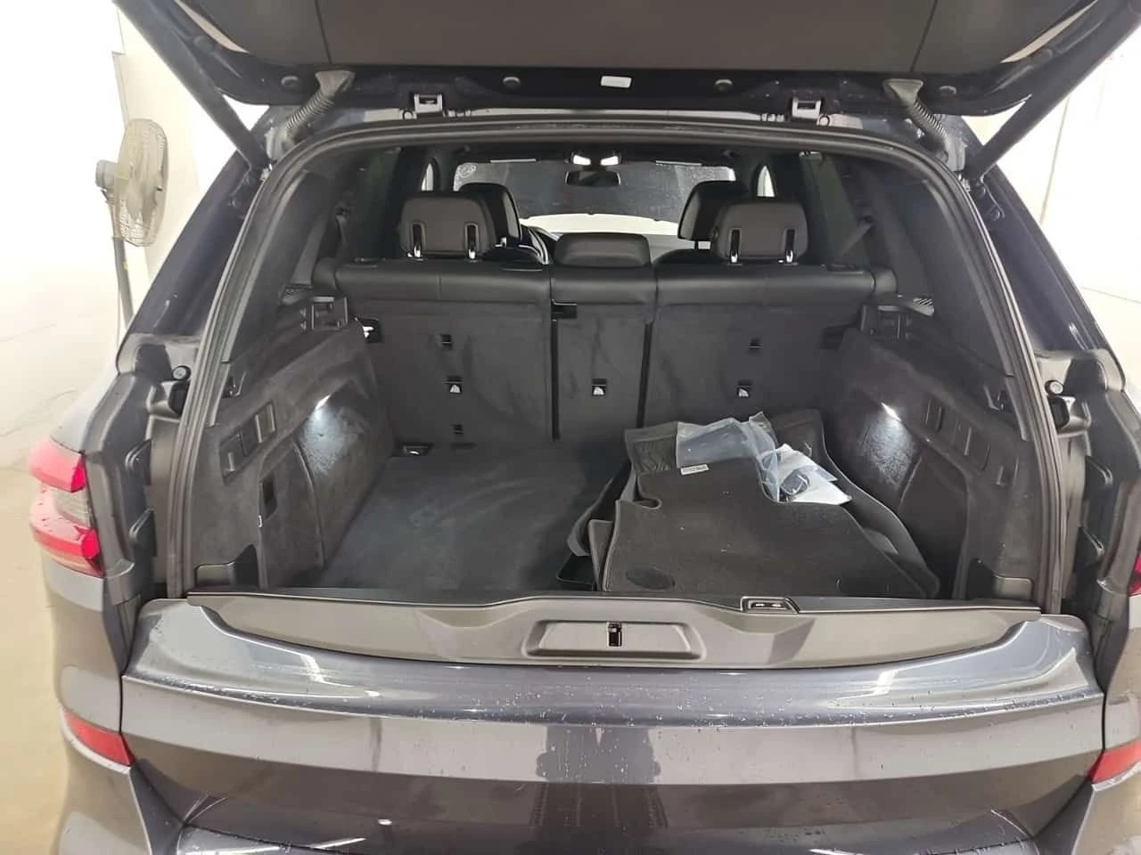 BMW X5 * XDRIVE40I * АВТОКРЕДИТ * ЛАЗЕРИ * 360 КАМЕРА * , снимка 15 - Автомобили и джипове - 54631232