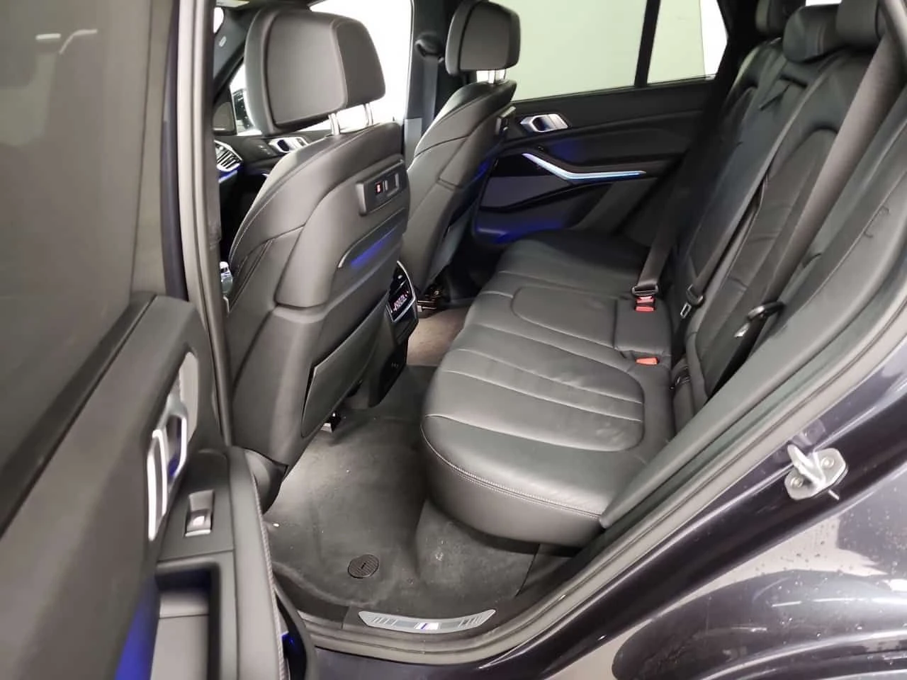 BMW X5 * XDRIVE40I * АВТОКРЕДИТ * ЛАЗЕРИ * 360 КАМЕРА * , снимка 13 - Автомобили и джипове - 54631232