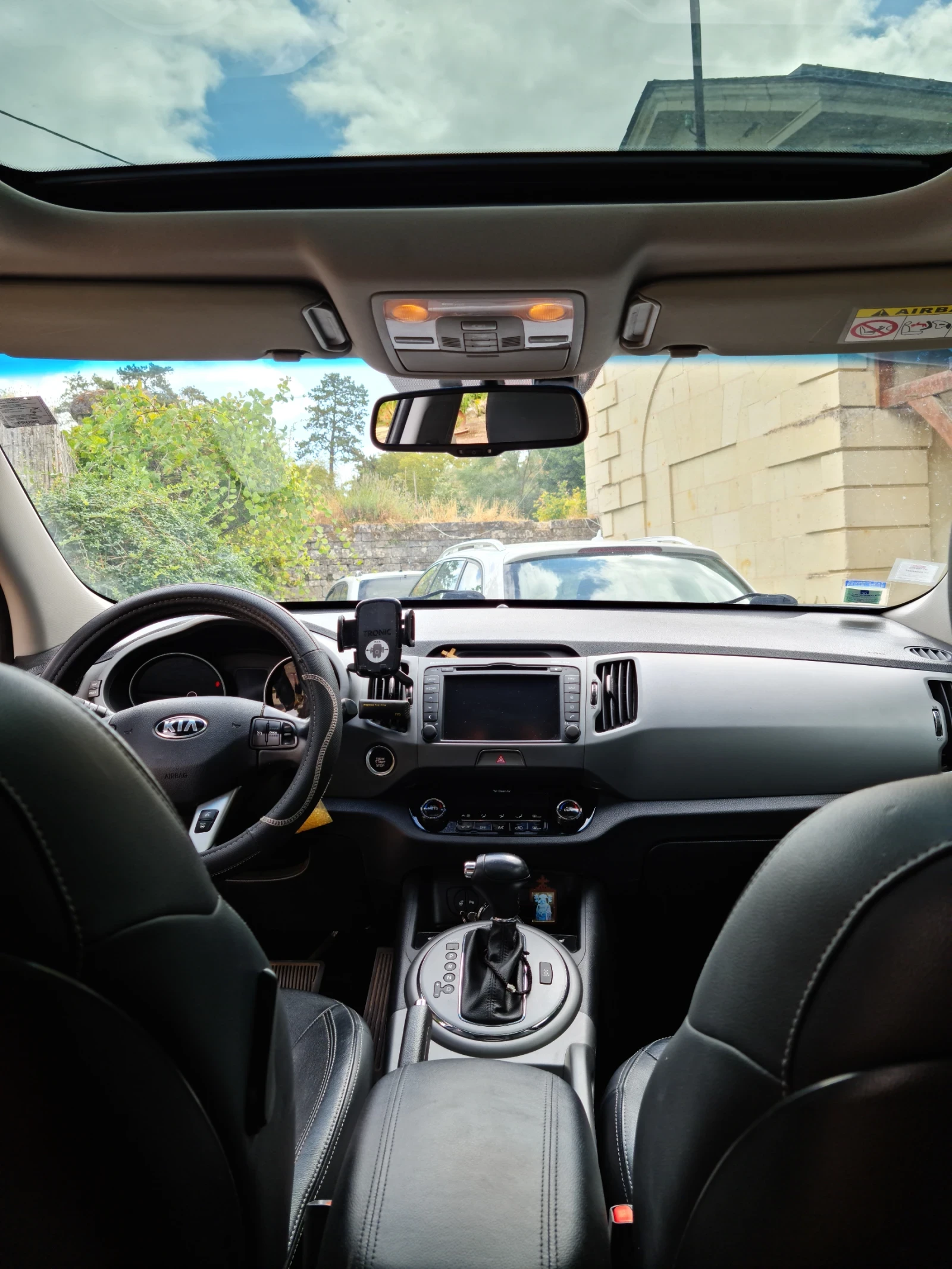 Kia Sportage, снимка 6 - Автомобили и джипове - 55421113