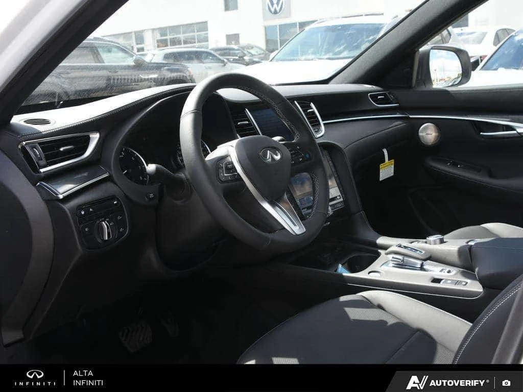 Infiniti QX50 * 2.0 Sport | Panoramic Roof | Memory Seats * CARF | Mobile.bg � ����������� 13