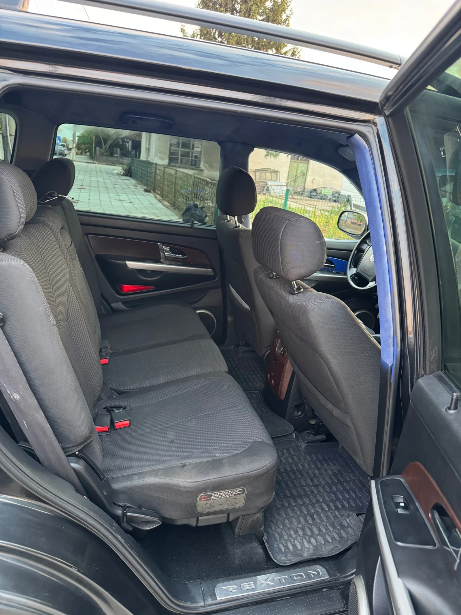 SsangYong Rexton 2.7 Xdi, снимка 10 - Автомобили и джипове - 56692155