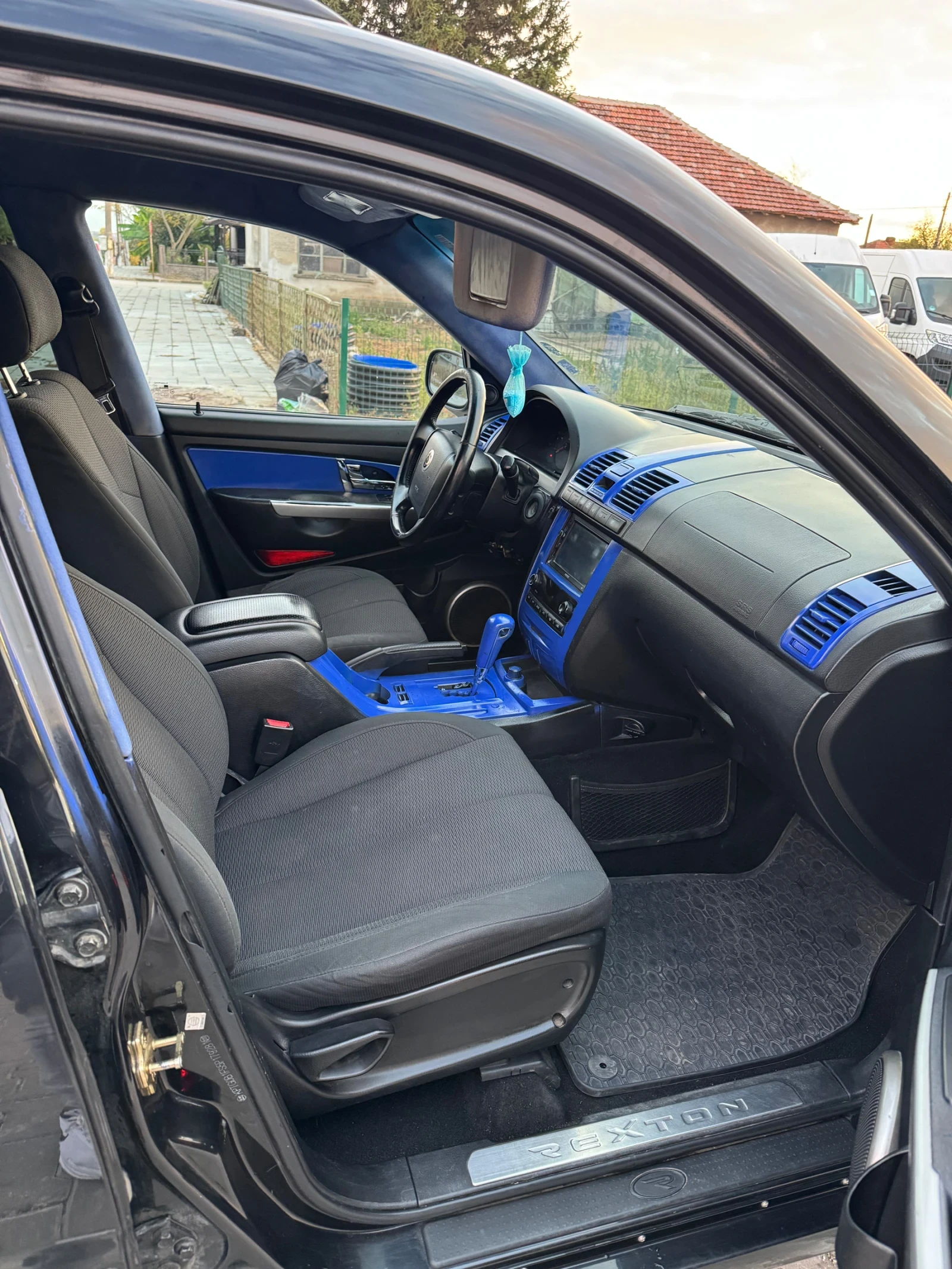 SsangYong Rexton 2.7 Xdi, снимка 6 - Автомобили и джипове - 56692155