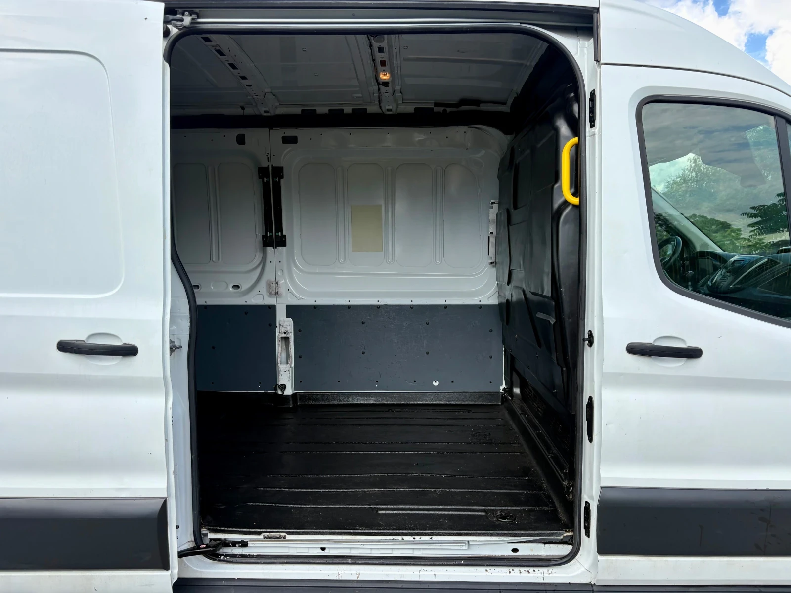 Ford Transit КЛИМА! Оригинален вид!!!, снимка 12 - Бусове и автобуси - 55038044
