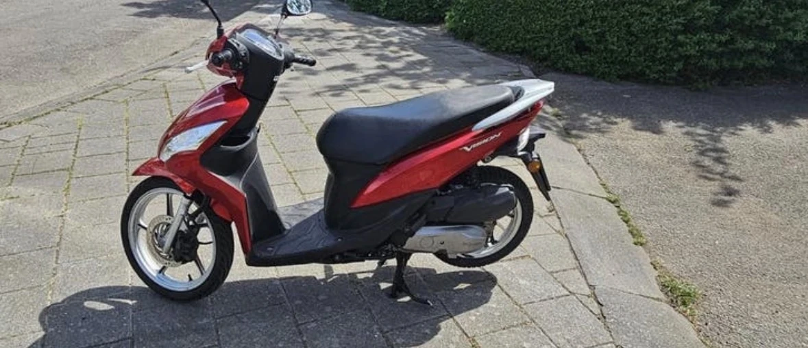 Honda Vision 50 инжекция , снимка 2 - Мотоциклети и мототехника - 55067234