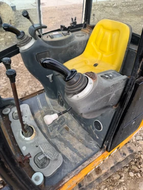 Багер JCB 8014 КАБИНА/ПАРНО ПЕРФЕКТЕН, снимка 8