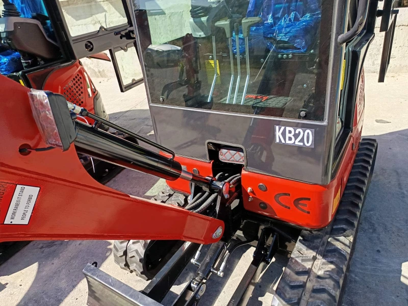 Багер Kobelco 2 ton ЧИСТО НОВ, снимка 7 - Индустриална техника - 51531818