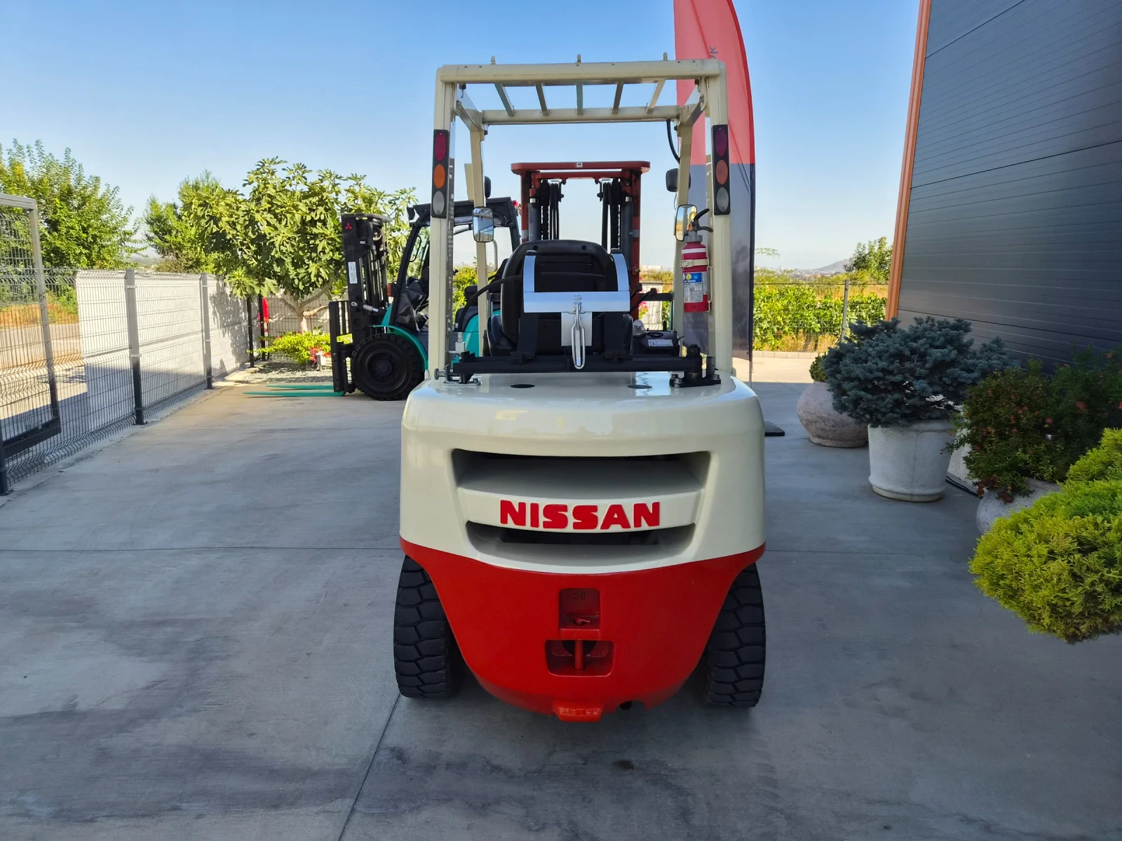 Мотокар Nissan 3 тона / ИЗРАВНИТЕЛ + ПОЗИЦИОНЕР / ГАЗ, снимка 4 - Индустриална техника - 55958144