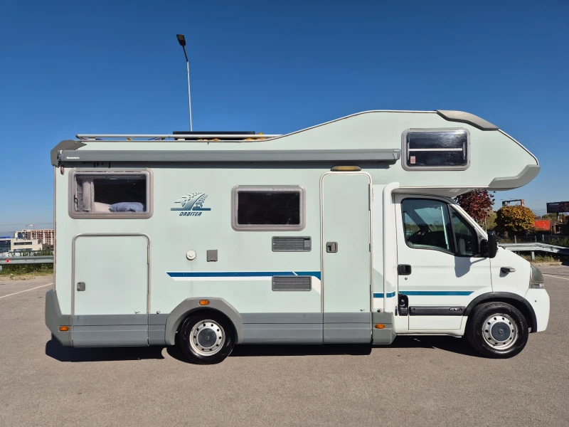 Кемпер Weinsberg Renault Master 2.5 DCI, снимка 3 - Каравани и кемпери - 52506334