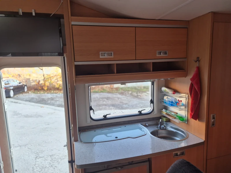 Кемпер Weinsberg Renault Master 2.5 DCI, снимка 8 - Каравани и кемпери - 52506334