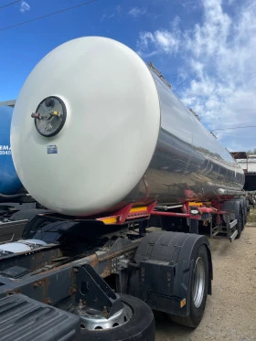 Полуремарке MAGYAR 32кубика + ADR  SR3 MEB, снимка 1