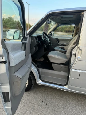 VW Multivan 2.5, снимка 5