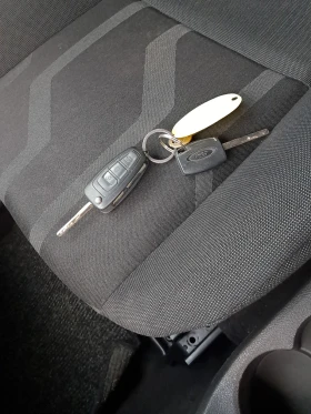 Ford Connect 1.6 TDCI  товаро пътнически , снимка 9