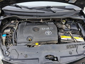 Toyota Corolla verso 2.2 D4D, снимка 9 - Автомобили и джипове - 45327142