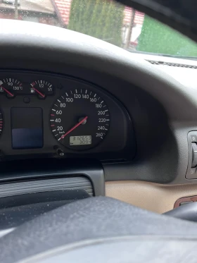 VW Passat - 1250 € / 2444.79 лв. - 60440128 5