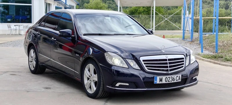 Mercedes-Benz E 350 3.0D 231К.С* АВТОМАТИК* ПЕРФЕКТНА, снимка 6 - Автомобили и джипове - 46146671