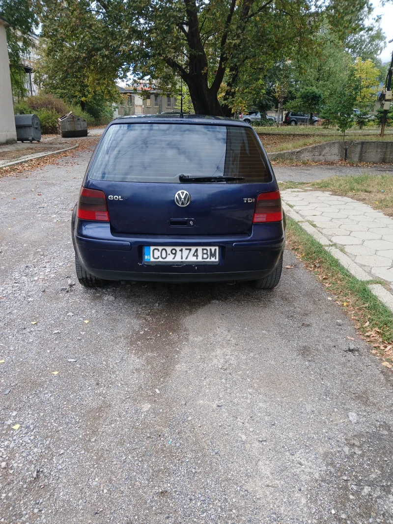 VW Golf, снимка 3 - Автомобили и джипове - 48049906