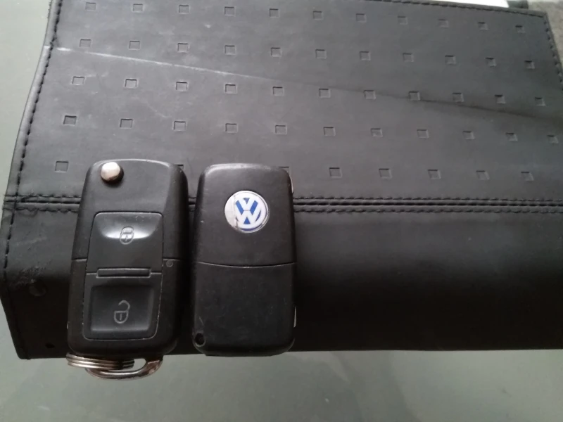 VW Golf 1.9 TDI, снимка 10 - Автомобили и джипове - 48591604