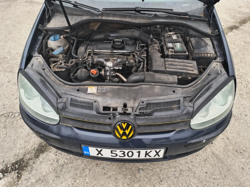 VW Golf, снимка 9 - Автомобили и джипове - 48800568